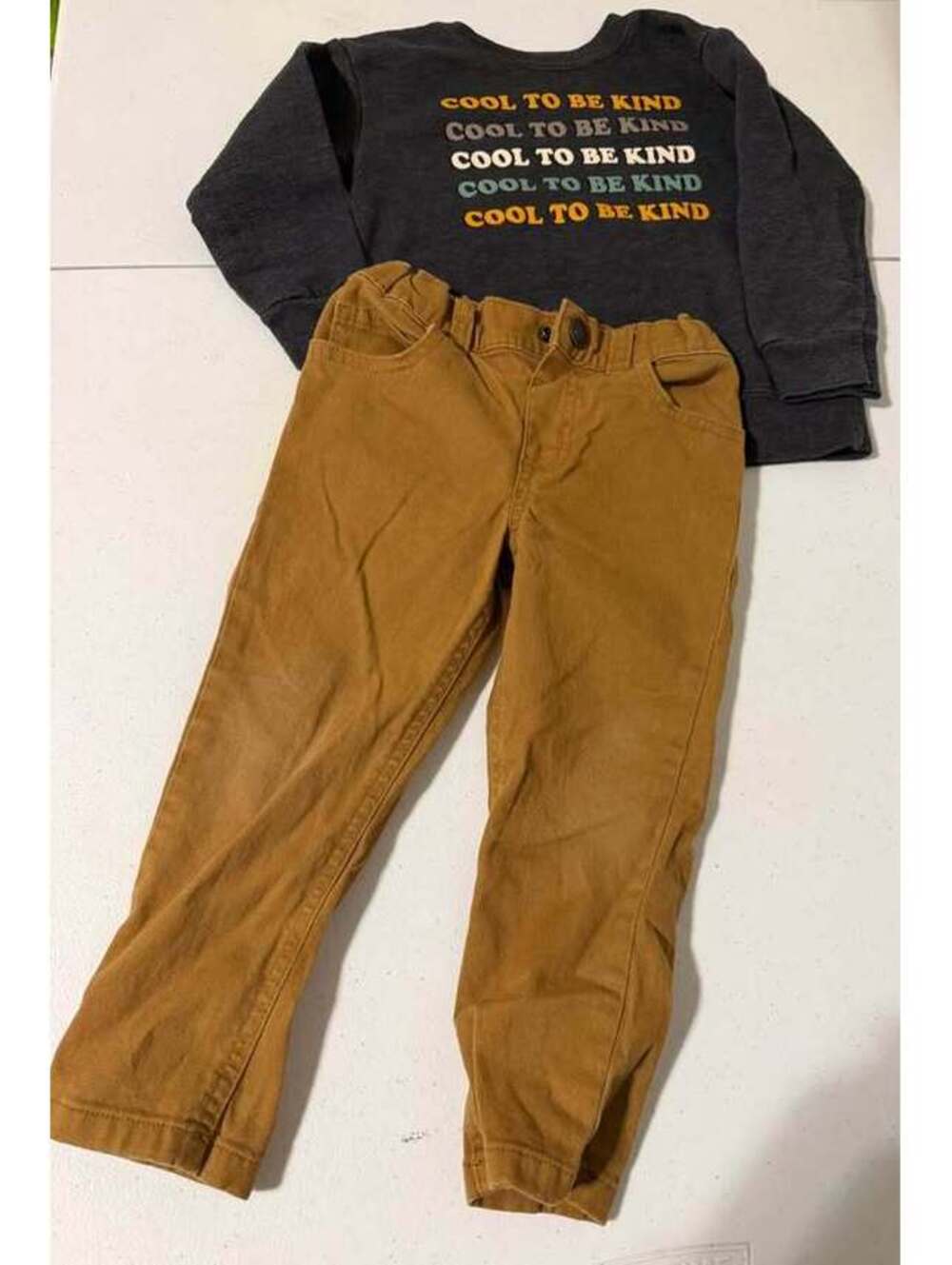 Garanimals Toddler Boy 2T Sweatshirt and Pants Outfit Set